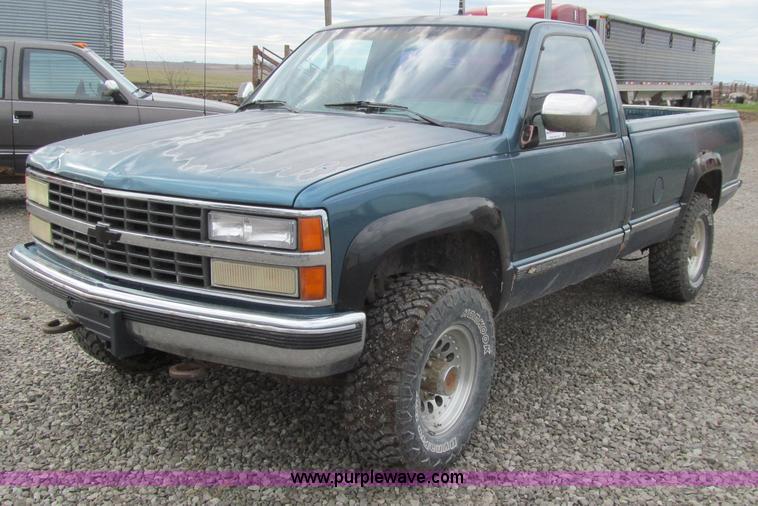 image for item D7311 1990 Chevrolet 2500 pickup truck