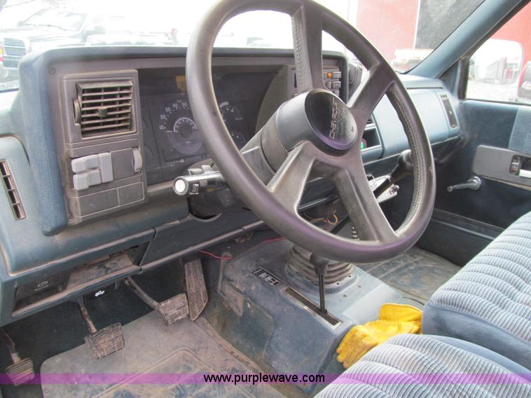 image for item D7311 1990 Chevrolet 2500 pickup truck