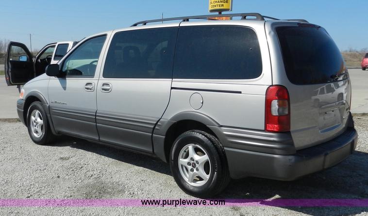 image for item D8006 2001 Pontiac Montana