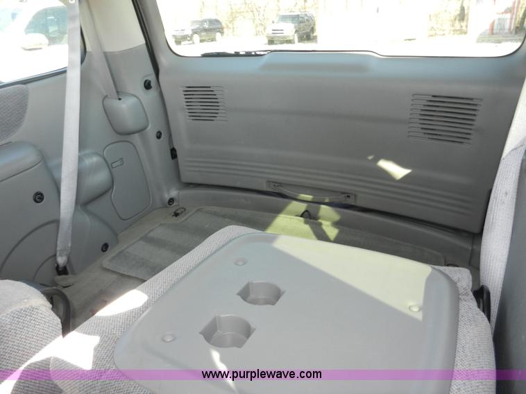 image for item D8006 2001 Pontiac Montana