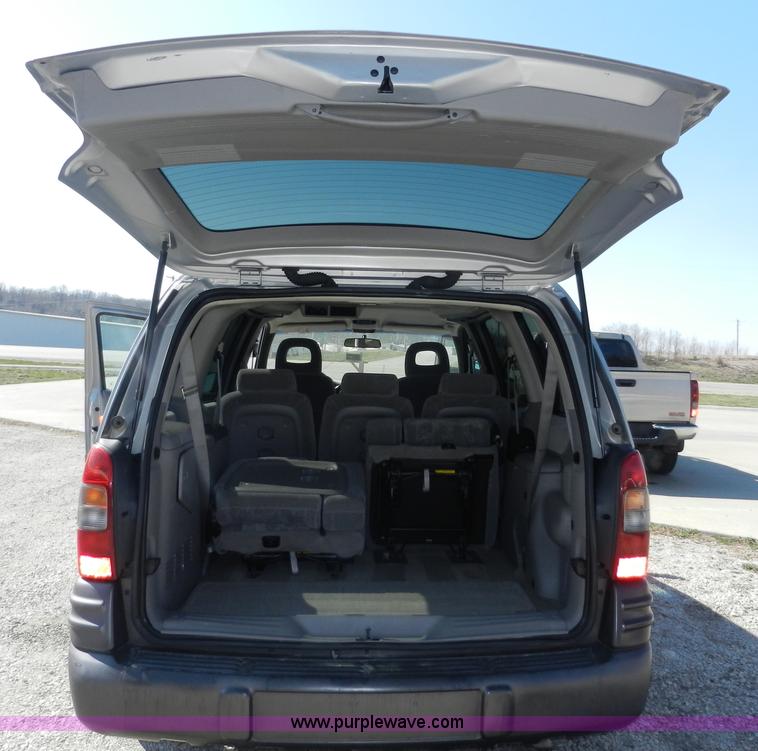 image for item D8006 2001 Pontiac Montana