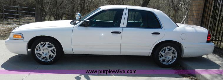 image for item D8008 2008 Ford Crown Victoria Police Interceptor