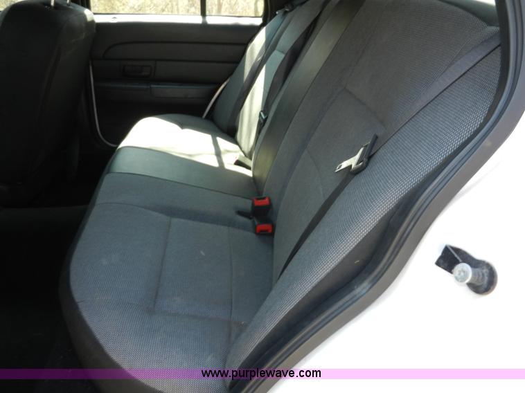 image for item D8008 2008 Ford Crown Victoria Police Interceptor