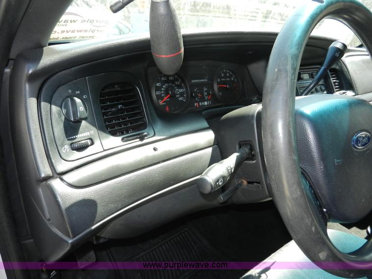 image for item D8008 2008 Ford Crown Victoria Police Interceptor