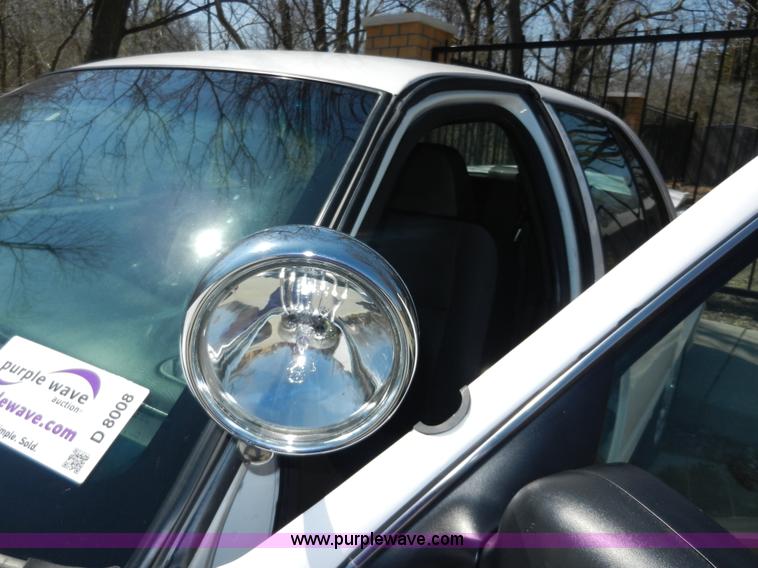 image for item D8008 2008 Ford Crown Victoria Police Interceptor