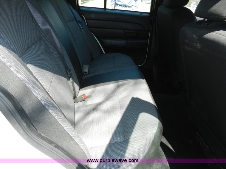 image for item D8008 2008 Ford Crown Victoria Police Interceptor