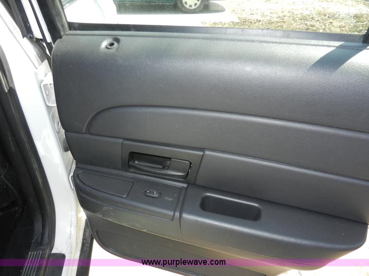 image for item D8008 2008 Ford Crown Victoria Police Interceptor