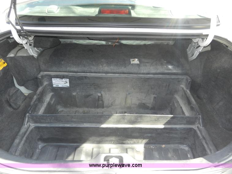 image for item D8008 2008 Ford Crown Victoria Police Interceptor