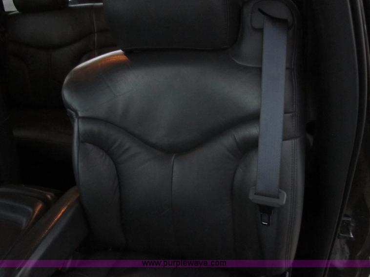 image for item D8175 1999 GMC Sierra 1500 SLE Extended Cab pickup truck