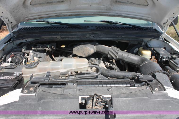 image for item E3345 2000 Ford F250 Super Duty XL cab and chassis