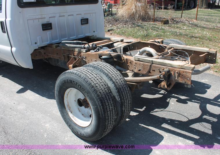 image for item E3345 2000 Ford F250 Super Duty XL cab and chassis