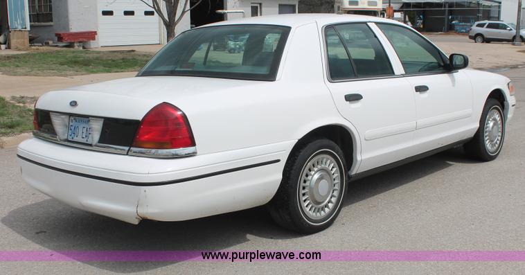 image for item E3348 1999 Ford Crown Victoria Police Interceptor