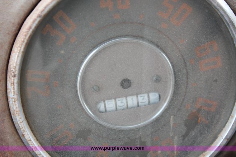 image for item E3349 1950 Chevrolet 6400 dump truck