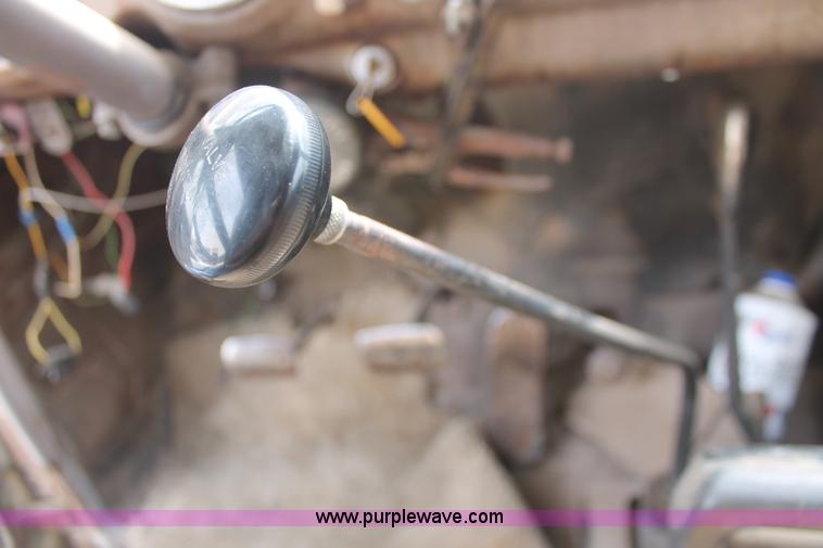 image for item E3349 1950 Chevrolet 6400 dump truck