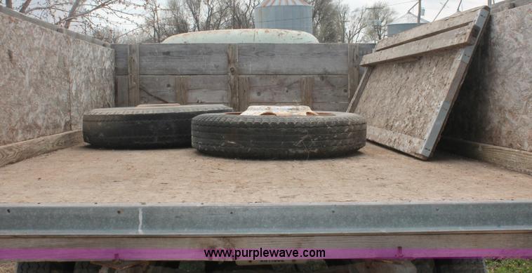 image for item E3349 1950 Chevrolet 6400 dump truck