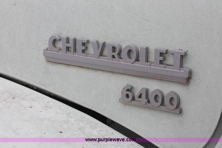 image for item E3349 1950 Chevrolet 6400 dump truck