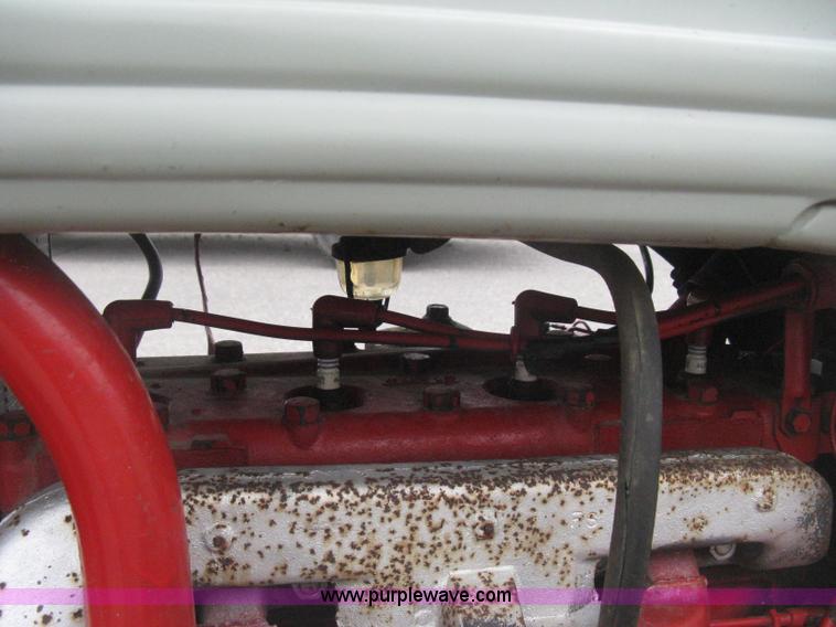 image for item E3386 1952 Ford 8N tractor
