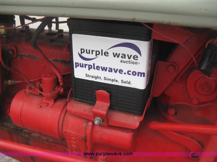 image for item E3386 1952 Ford 8N tractor