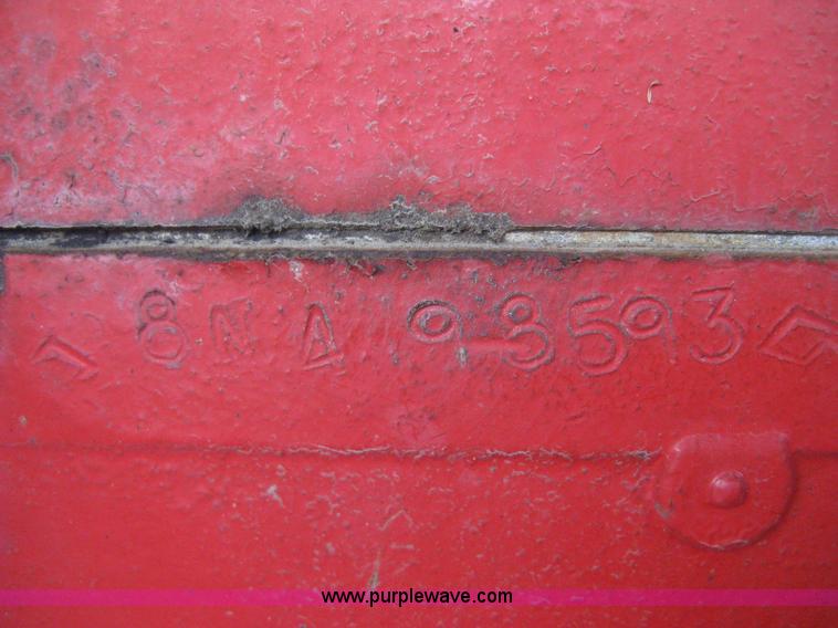 image for item E3386 1952 Ford 8N tractor