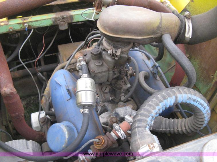 image for item E3389 Owatonna 1700 skid steer