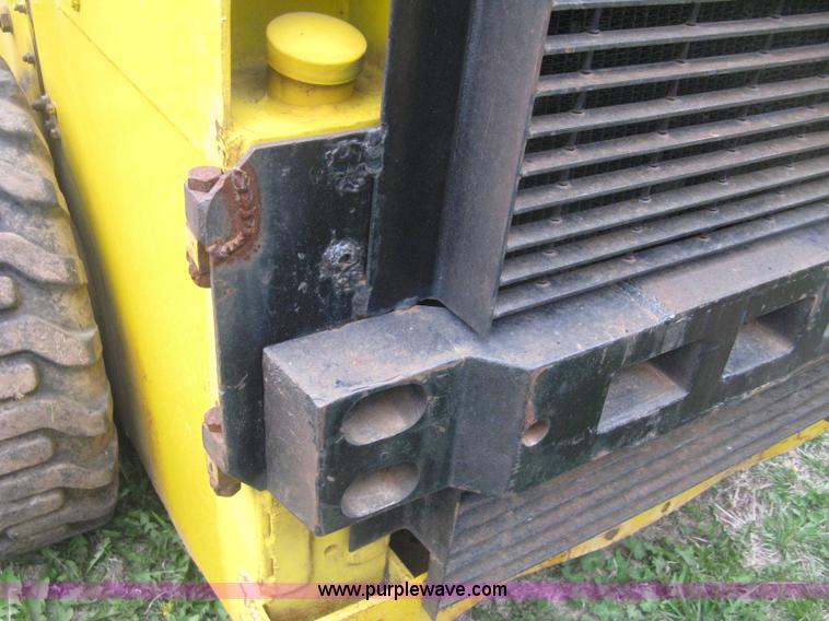 image for item E3389 Owatonna 1700 skid steer