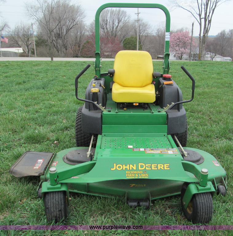 image for item E5989 John Deere 997 ZTrak ZTR commercial lawn mower