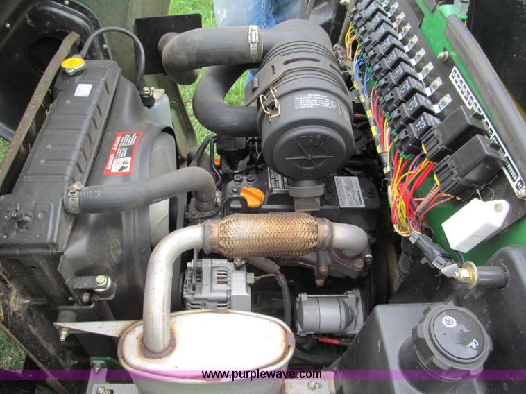 image for item E5989 John Deere 997 ZTrak ZTR commercial lawn mower