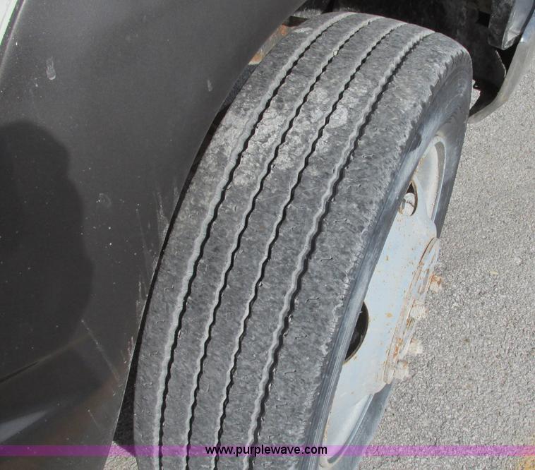 image for item F4793 1994 Chevrolet 3500 HD cab and chassis