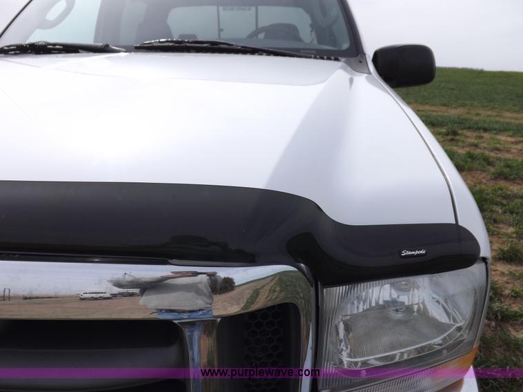 image for item F6481 2004 Ford F250 XLT Super Duty CrewCab pickup truck