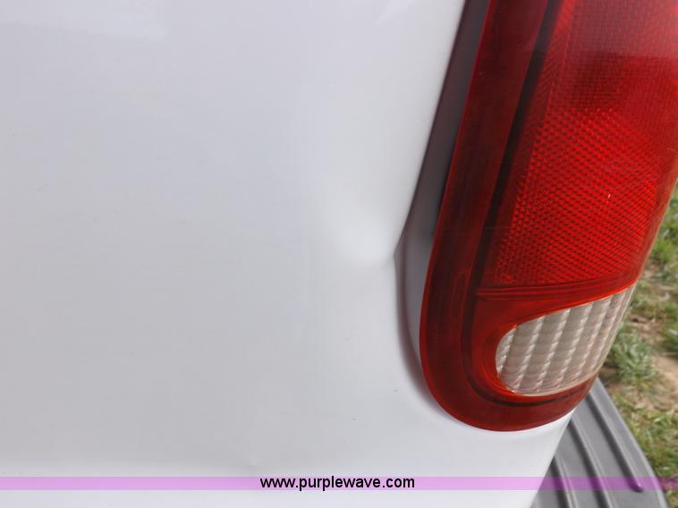 image for item F6481 2004 Ford F250 XLT Super Duty CrewCab pickup truck