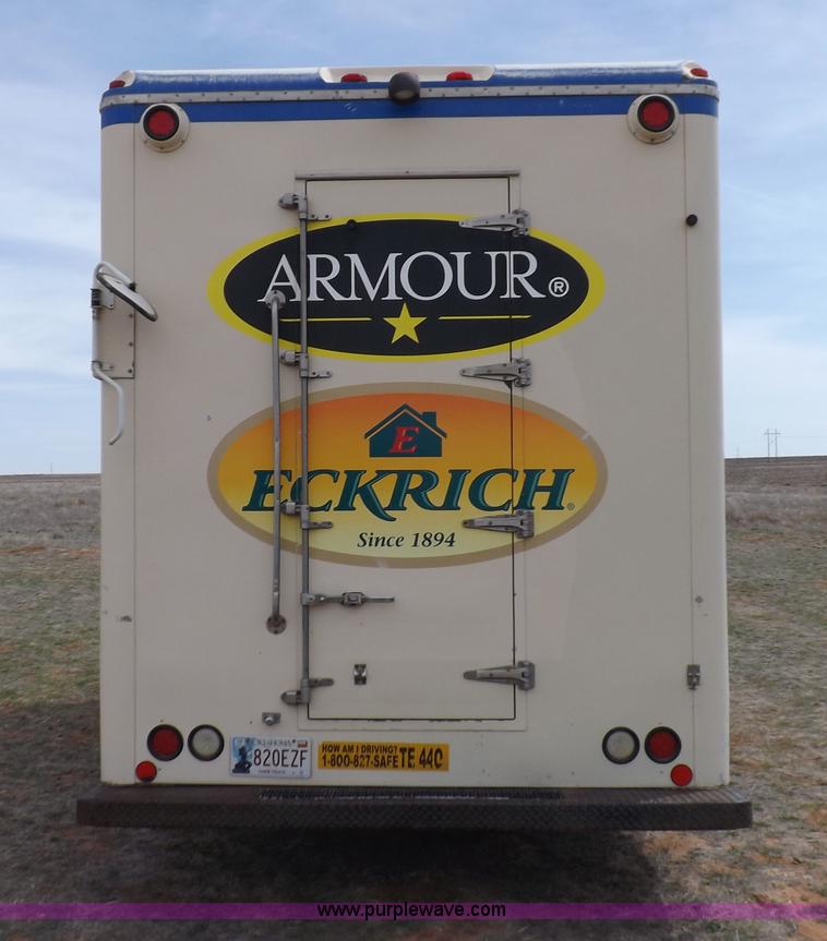 image for item F6492 2000 Freightliner FL60 semi truck