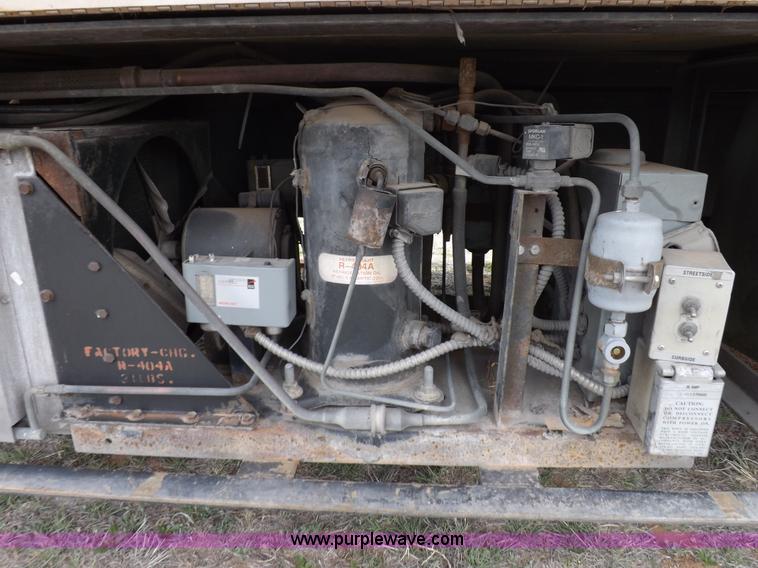 image for item F6492 2000 Freightliner FL60 semi truck