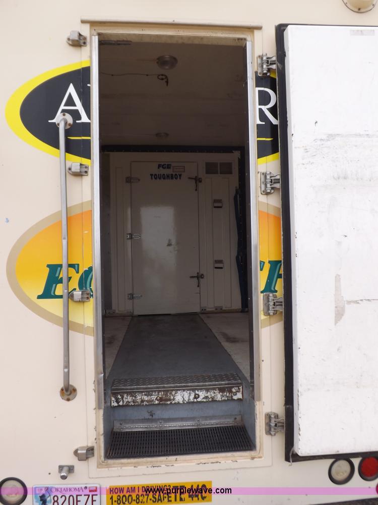 image for item F6492 2000 Freightliner FL60 semi truck