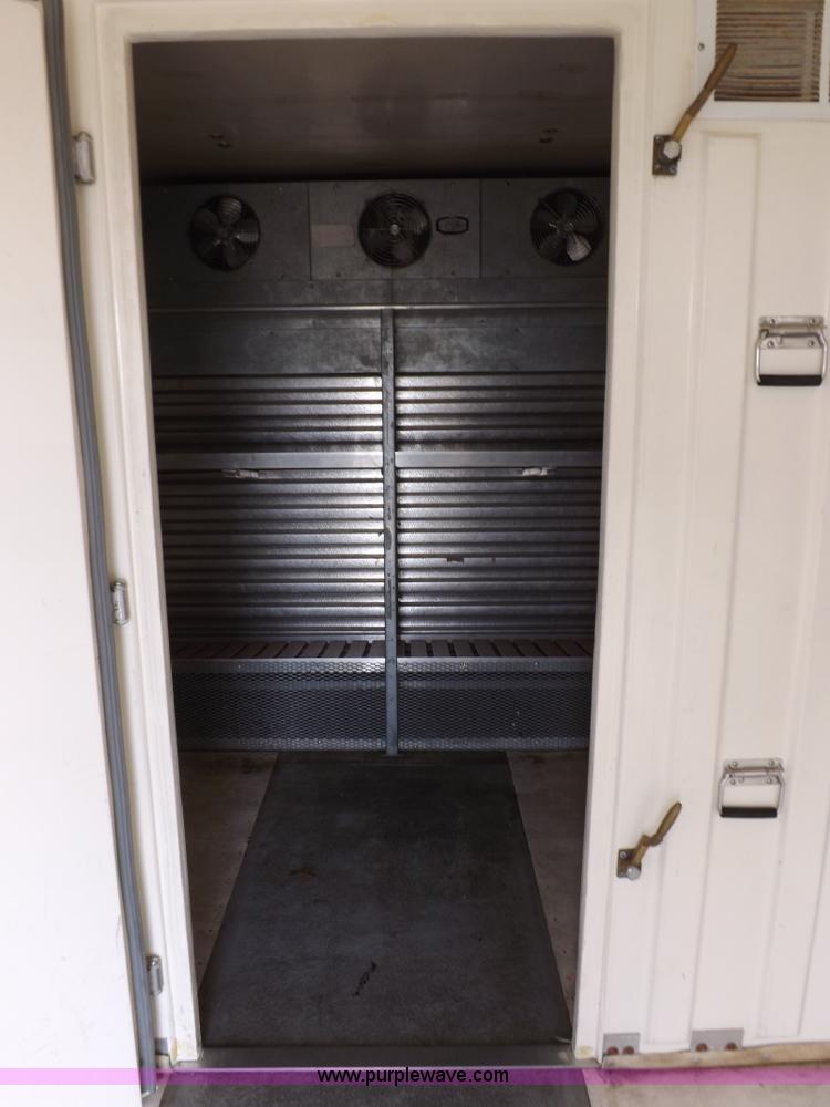 image for item F6492 2000 Freightliner FL60 semi truck