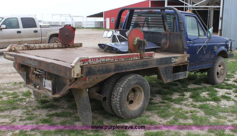 image for item F8671 1997 Ford F350 XL bale bed truck