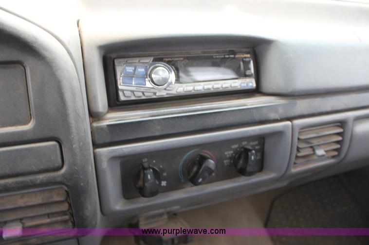 image for item F8671 1997 Ford F350 XL bale bed truck