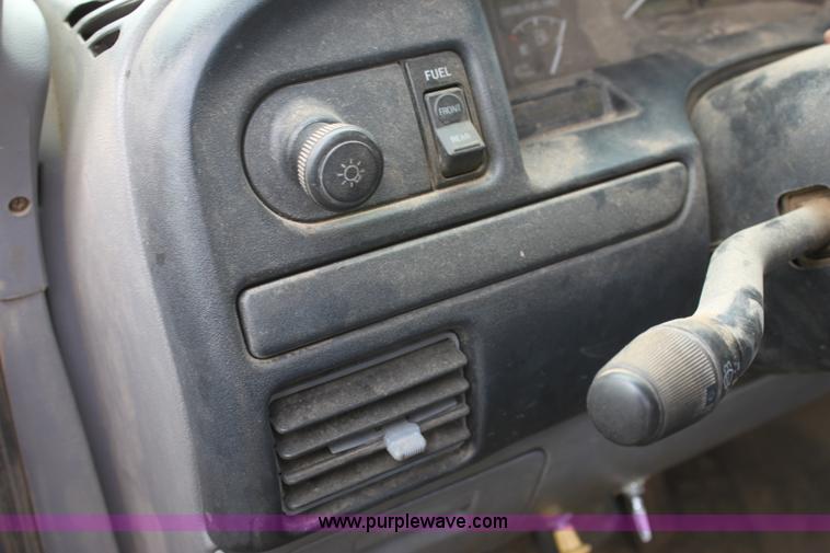 image for item F8671 1997 Ford F350 XL bale bed truck