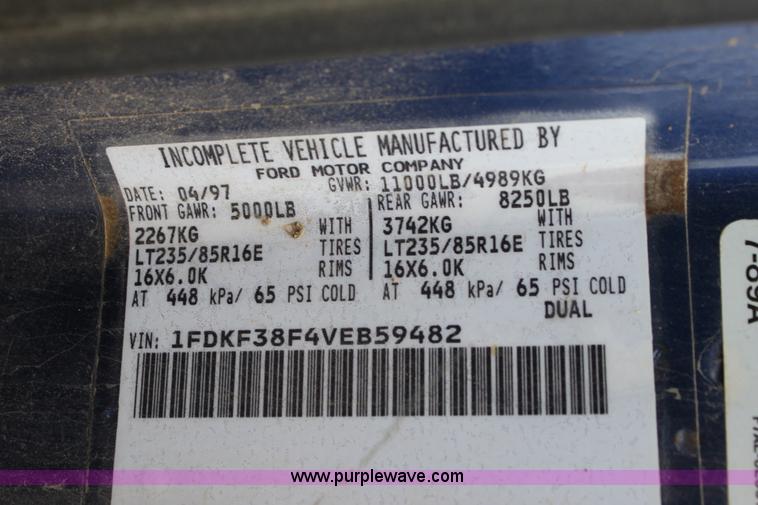 image for item F8671 1997 Ford F350 XL bale bed truck