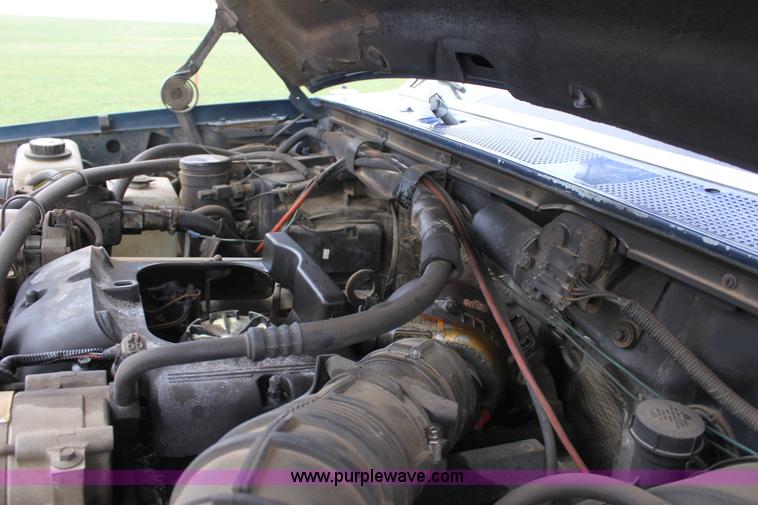 image for item F8671 1997 Ford F350 XL bale bed truck