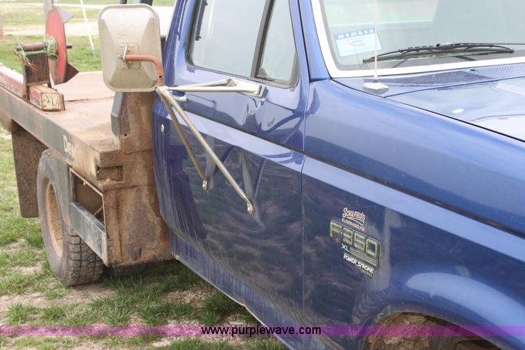image for item F8671 1997 Ford F350 XL bale bed truck