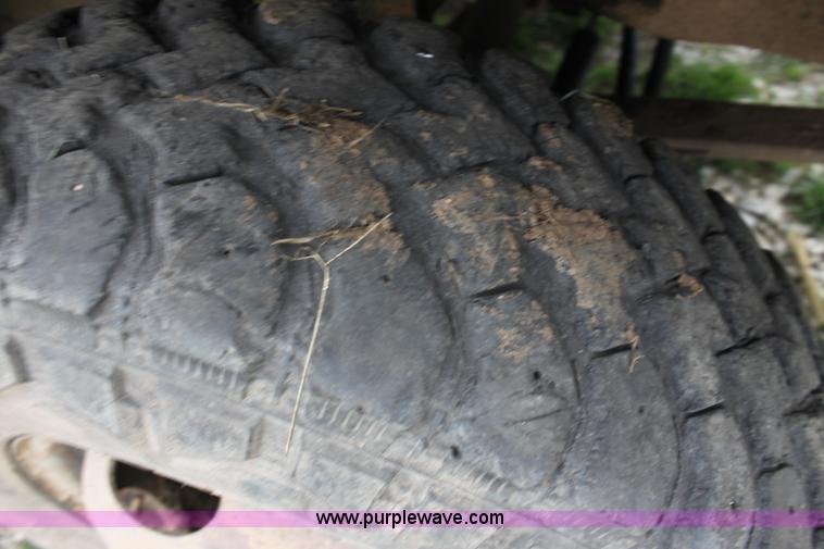 image for item F8671 1997 Ford F350 XL bale bed truck