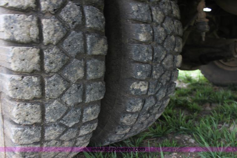 image for item F8671 1997 Ford F350 XL bale bed truck