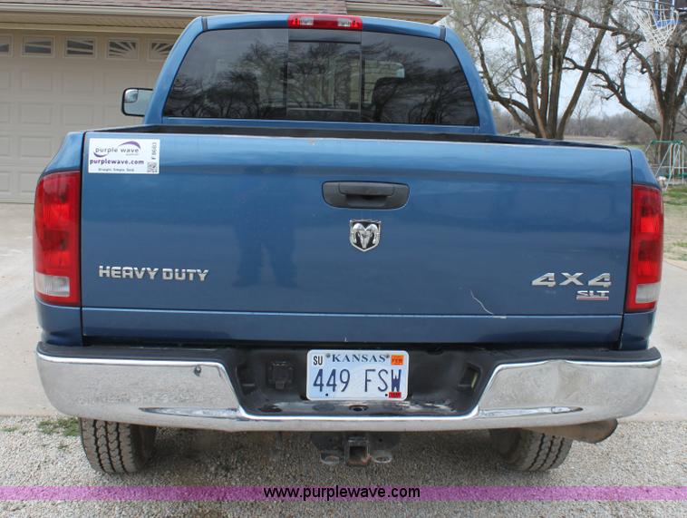 image for item F8683 2006 Dodge Ram 2500 SLT pickup truck