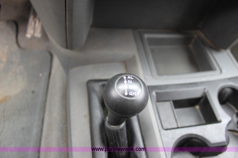 image for item F8683 2006 Dodge Ram 2500 SLT pickup truck