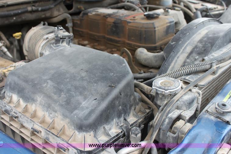 image for item F8683 2006 Dodge Ram 2500 SLT pickup truck