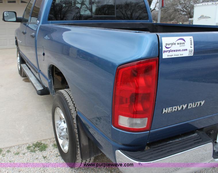 image for item F8683 2006 Dodge Ram 2500 SLT pickup truck