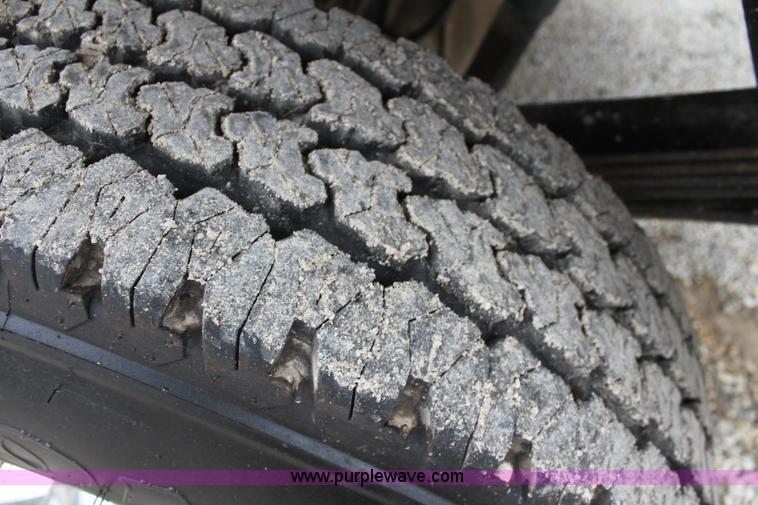 image for item F8683 2006 Dodge Ram 2500 SLT pickup truck