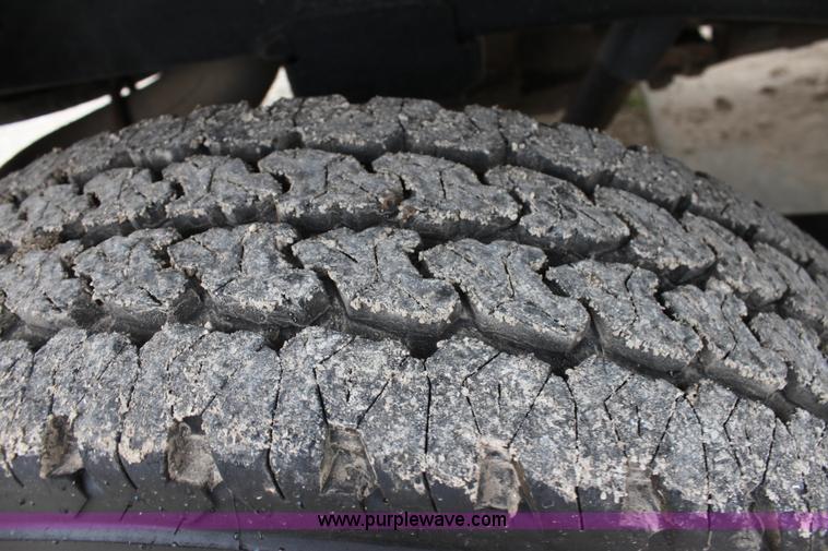 image for item F8683 2006 Dodge Ram 2500 SLT pickup truck