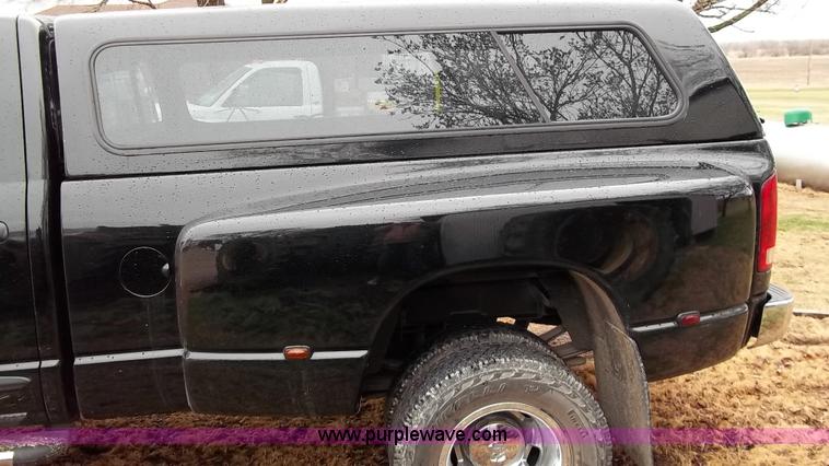 image for item F8685 2003 Dodge truck bed