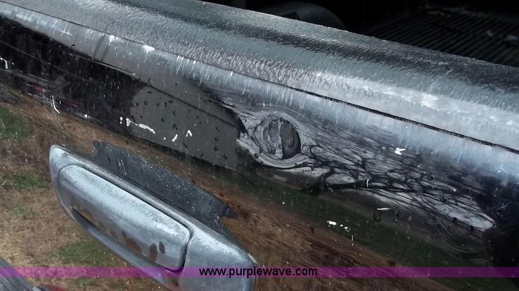 image for item F8685 2003 Dodge truck bed